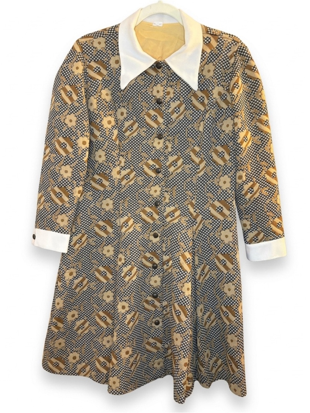 Vintage 70’s floral brown button down dagger collar retro a line shirt dress